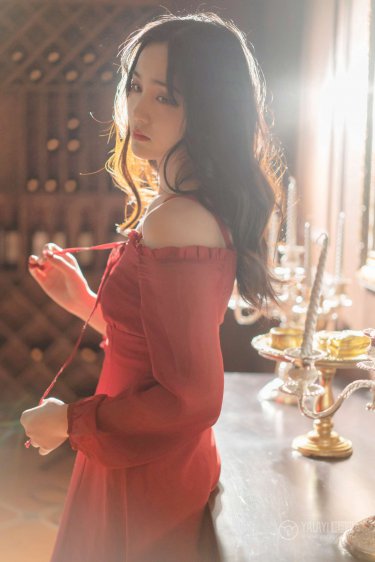 朱洁静