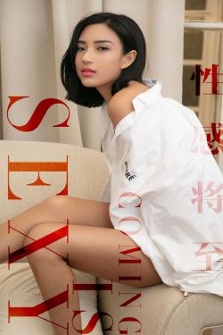 两个黑人挺进校花体内NP